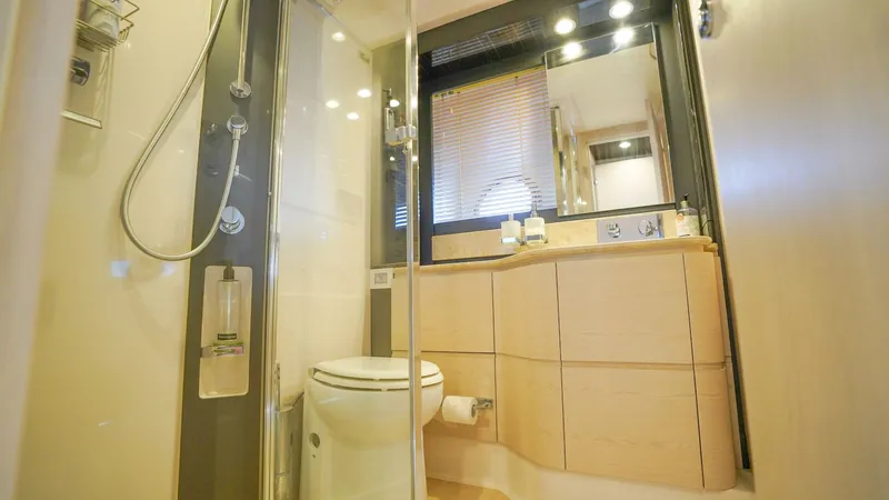 Slide: The Image of Azimut 66 Flybridge 2017 - 5815098