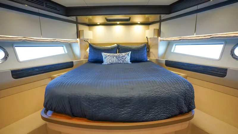 Slide: The Image of Azimut 66 Flybridge 2017 - 5815099