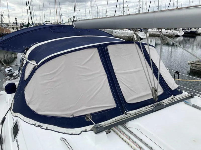Slide: The Image of Beneteau 393 2006 - 5815139