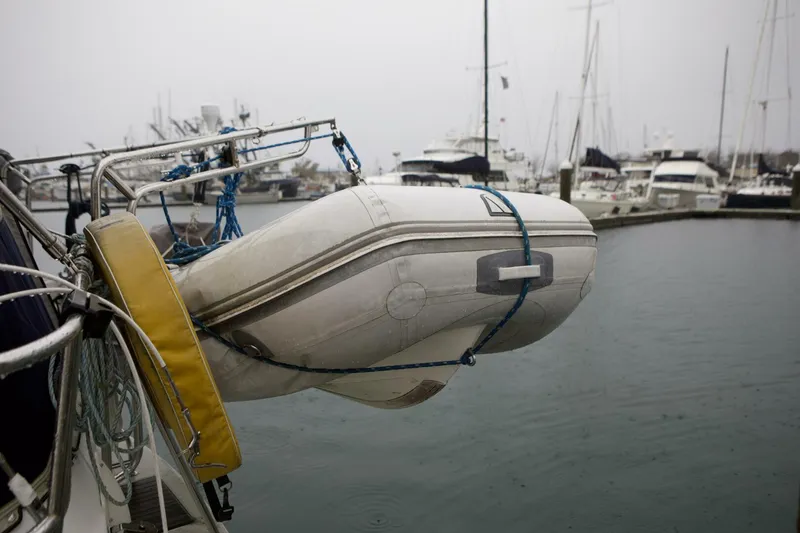 Slide: The Image of Beneteau 393 2006 - 5815113