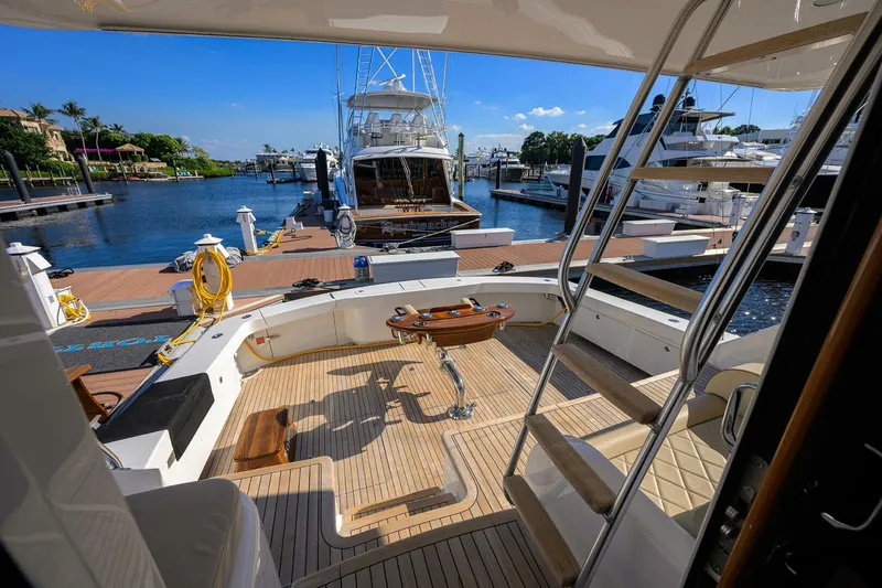 Slide: The Image of Viking 72 Enclosed Bridge 2017 - 5815497