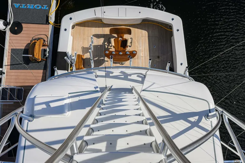 Slide: The Image of Viking 72 Enclosed Bridge 2017 - 5815495