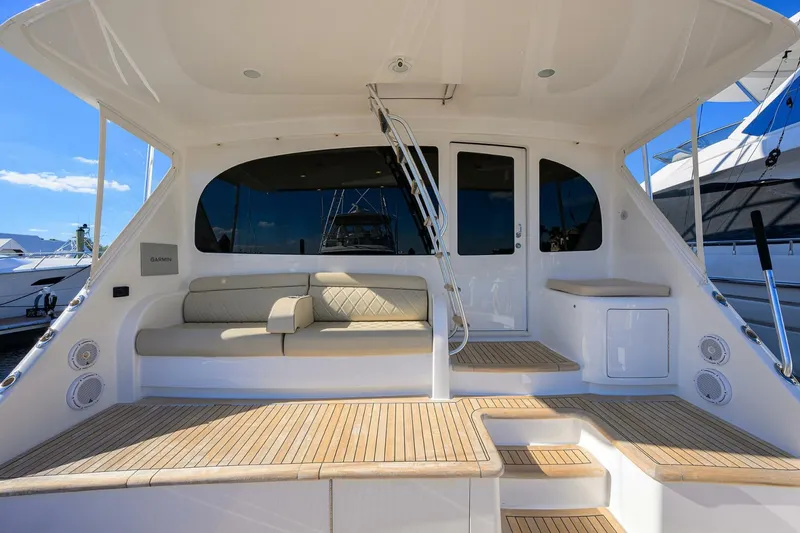 Slide: The Image of Viking 72 Enclosed Bridge 2017 - 5815503