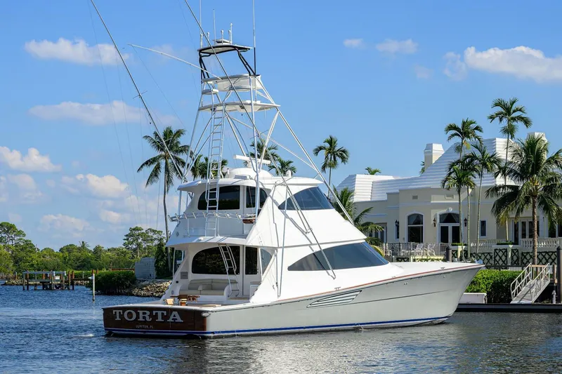 Slide: The Image of Viking 72 Enclosed Bridge 2017 - 5815613