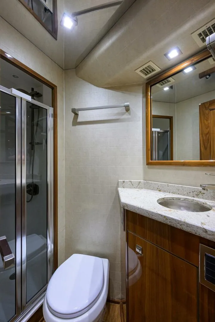 Slide: The Image of Viking 72 Enclosed Bridge 2017 - 5815577