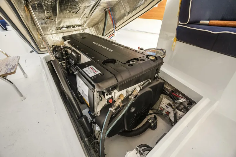 Slide: The Image of Hinckley Yachts Hinckley Picnic Boat 36 EP 2007 - 5816026