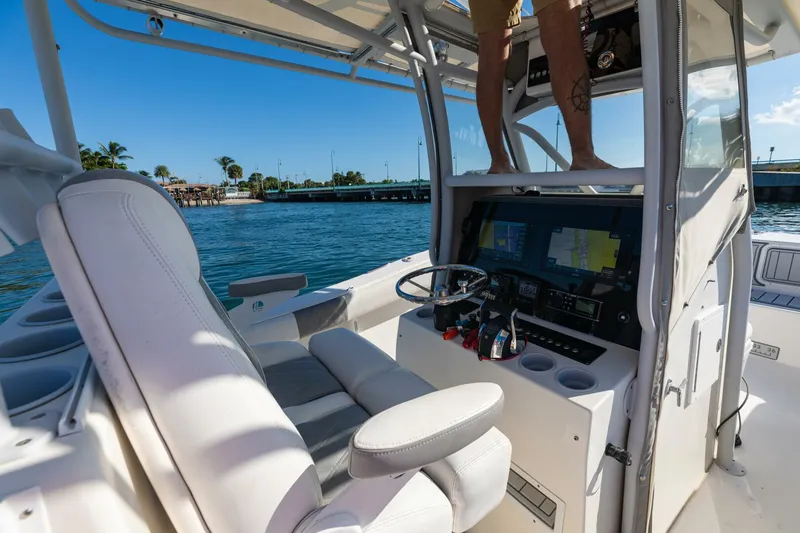 Slide: The Image of AmeraCat Gen II 2019 - 5816627