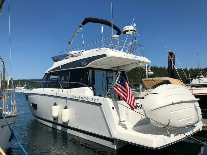 Slide: The Image of Jeanneau Velasco 2019 - 5816647