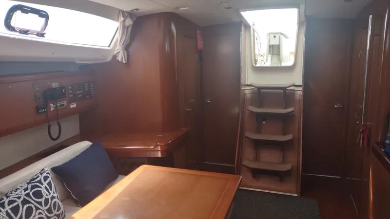 Slide: The Image of Beneteau Oceanis 43 2011 - 6786620