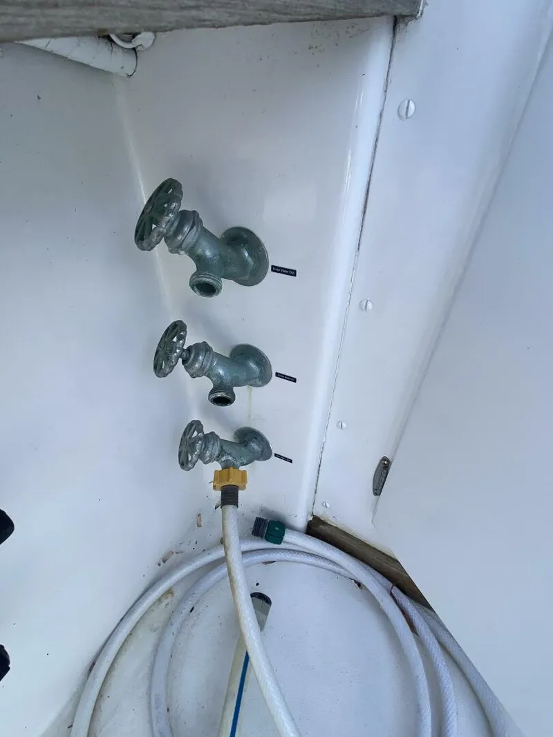 Slide: The Image of Post 46 1986 - 5823928