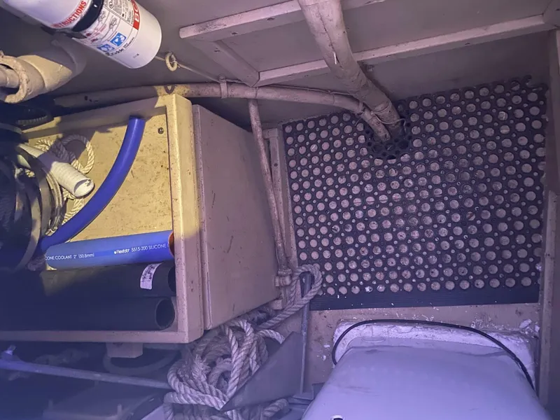 Slide: The Image of Post 46 1986 - 5823942