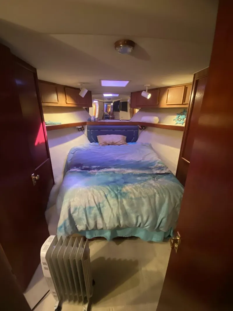 Slide: The Image of Post 46 1986 - 5823955