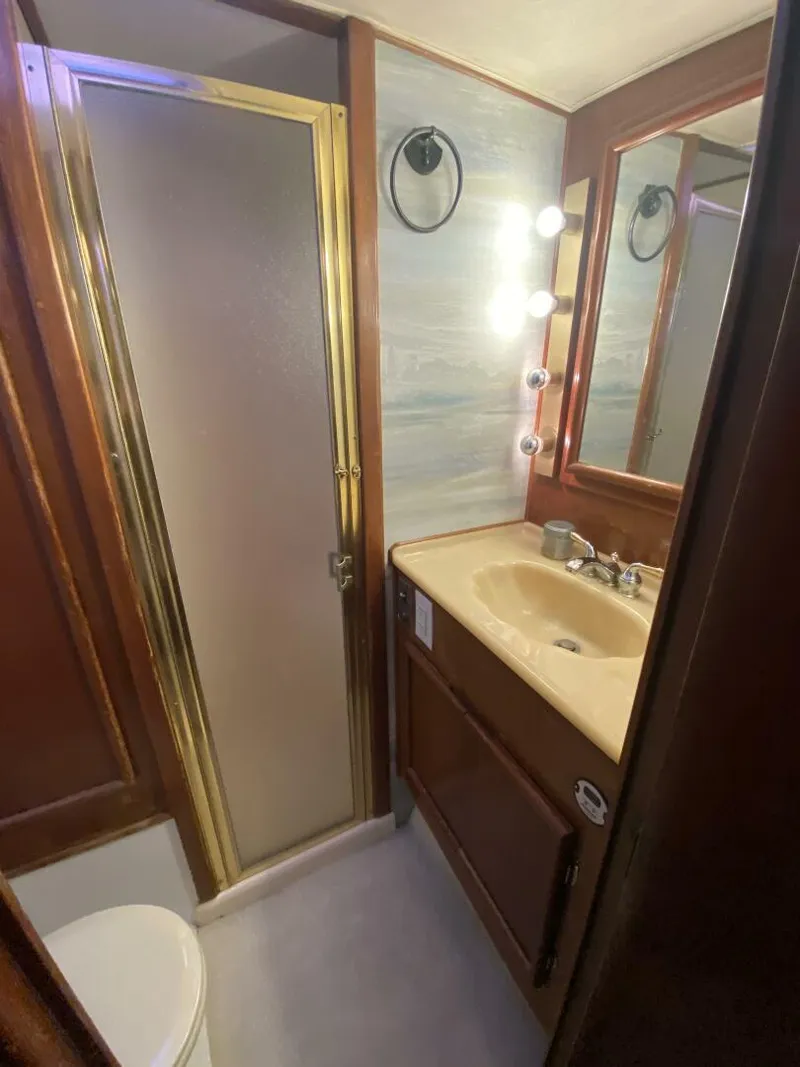 Slide: The Image of Post 46 1986 - 5823958