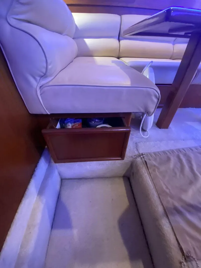 Slide: The Image of Post 46 1986 - 5823960