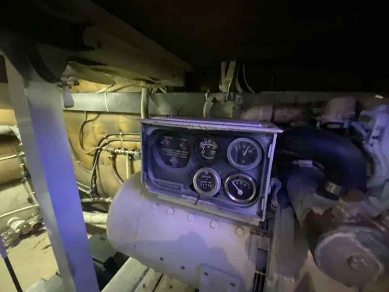 Slide: The Image of Post 46 1986 - 5823980