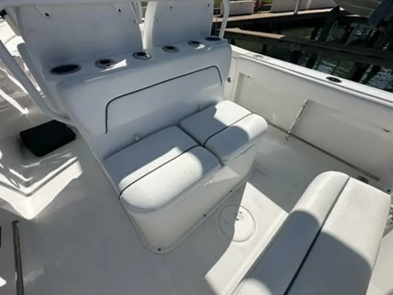 Slide: The Image of Sea Hunt 27 Gamefish Forward Seating 2014 - 5817611