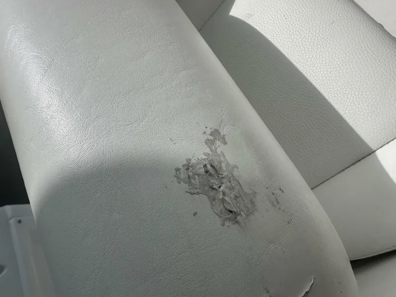 Slide: The Image of Sea Hunt 27 Gamefish Forward Seating 2014 - 5962407