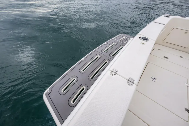 Slide: The Image of Riviera 37 2004 - 5818006