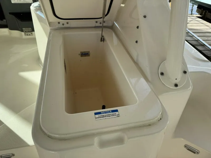 Slide: The Image of Pursuit 375 OS 2011 - 5818036