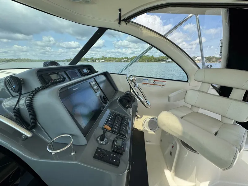 Slide: The Image of Pursuit 375 OS 2011 - 5818042