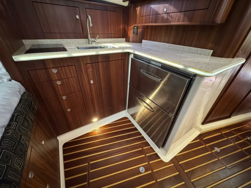 Slide: The Image of Pursuit 375 OS 2011 - 5818047