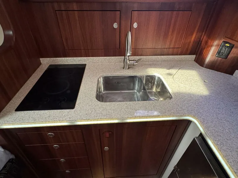 Slide: The Image of Pursuit 375 OS 2011 - 5818048