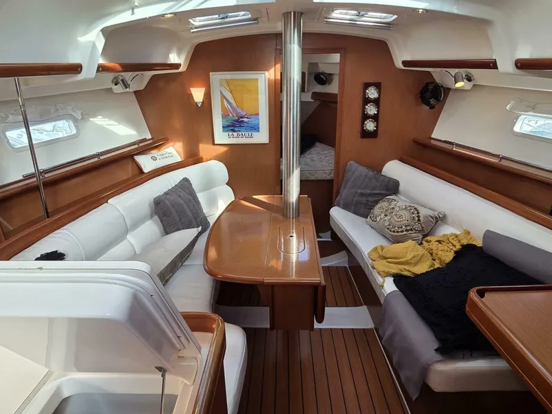 Slide: The Image of Beneteau 343 Salon - 5818478
