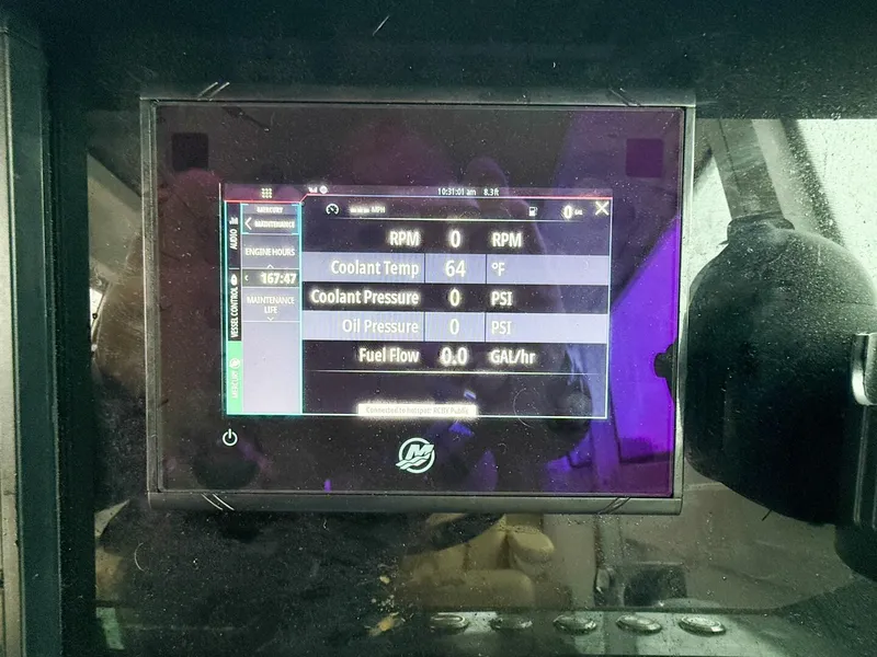 Slide: The Image of Axopar 28 Cabin w/Wet Bar 2020 - 5819288