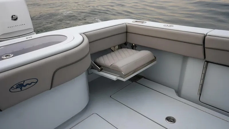 Slide: The Image of Valhalla Boatworks V-33 2023 - 5819305