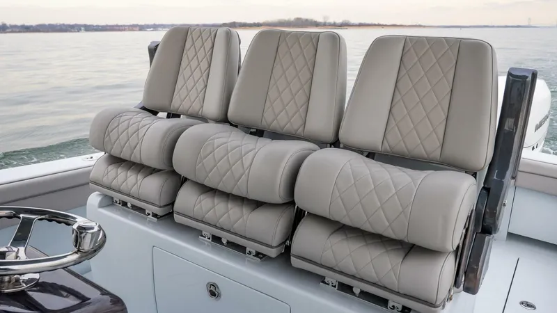 Slide: The Image of Valhalla Boatworks V-33 2023 - 5819311