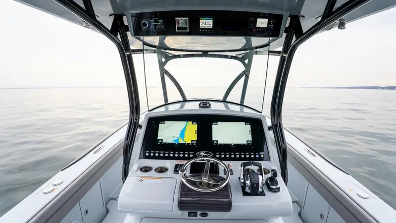 Slide: The Image of Valhalla Boatworks V-33 2023 - 5819320