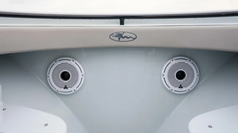 Slide: The Image of Valhalla Boatworks V-33 2023 - 5819324