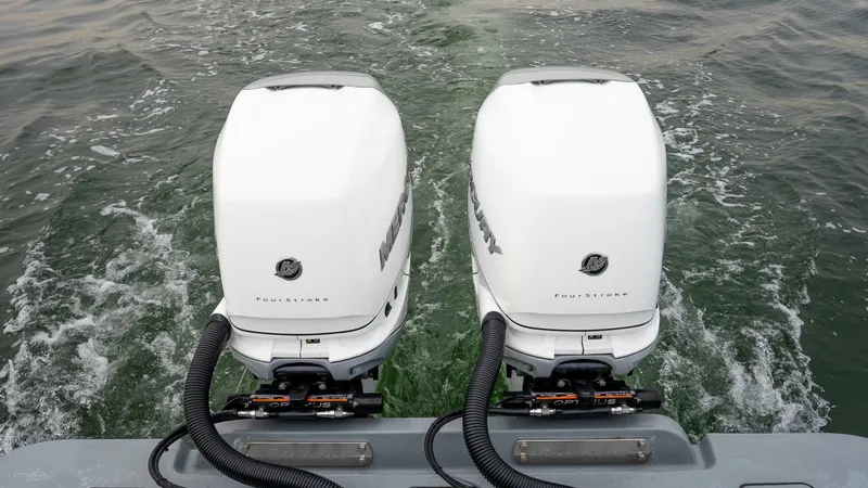 Slide: The Image of Valhalla Boatworks V-33 2023 - 5819307