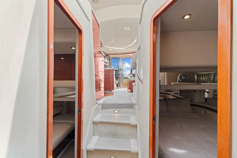 Slide: The Image of Sea Ray 480 Sedan Bridge 2003 - 5819674