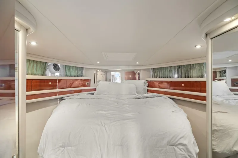 Slide: The Image of Sea Ray 480 Sedan Bridge 2003 - 5819709