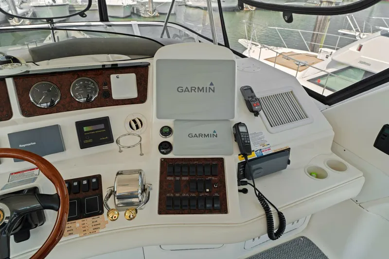 Slide: The Image of Sea Ray 480 Sedan Bridge 2003 - 5819681