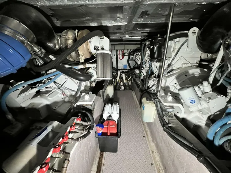 Slide: The Image of Sea Ray 480 Sedan Bridge 2003 - 5823831