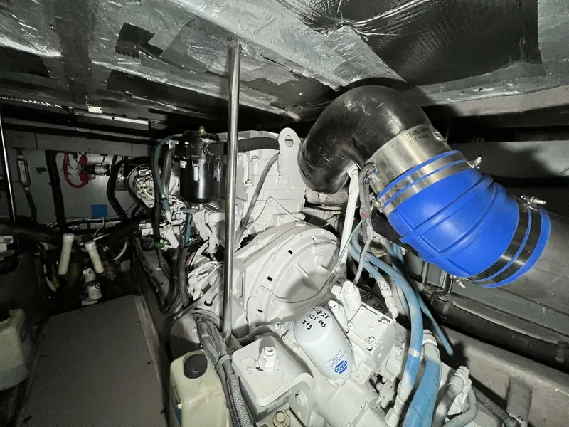 Slide: The Image of Sea Ray 480 Sedan Bridge 2003 - 5823835