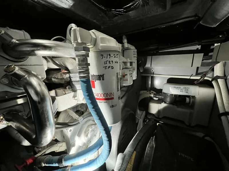 Slide: The Image of Sea Ray 480 Sedan Bridge 2003 - 5823837