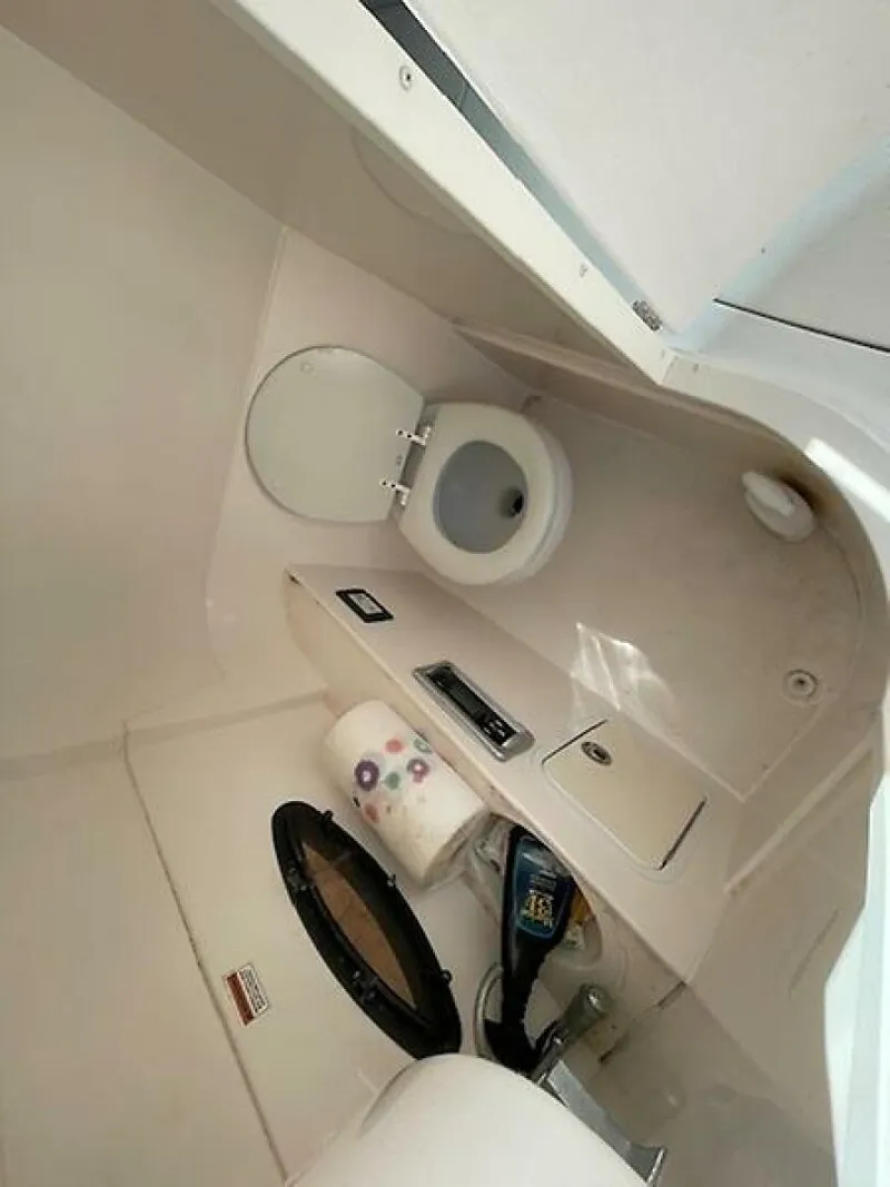 Slide: The Image of Hurricane 24 Sundeck 2013 - 5819944