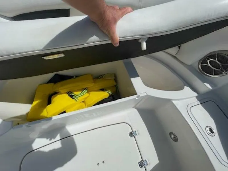 Slide: The Image of Hurricane 24 Sundeck 2013 - 5819934