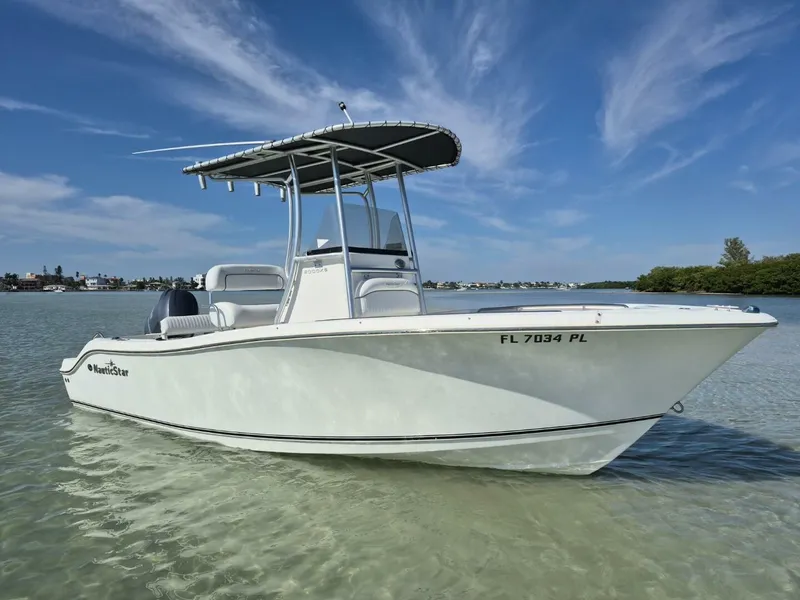 Slide: The Image of NauticStar 20 2013 - 5820429