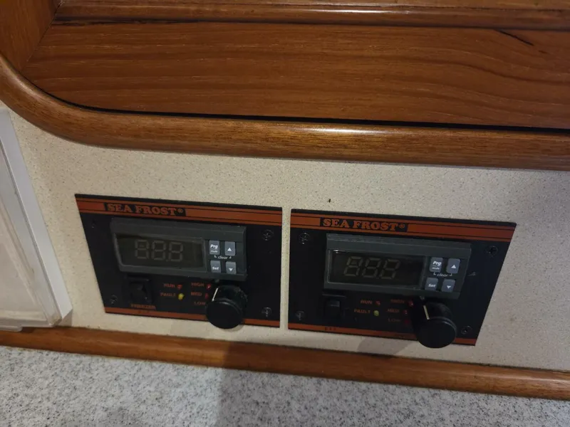 Slide: The Image of Taswell 44 All Season 2000 - 5822322