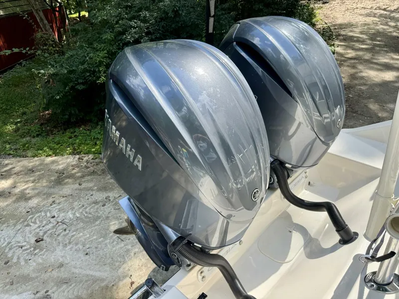 Slide: The Image of Cobia 280 DC 2022 - 5822123