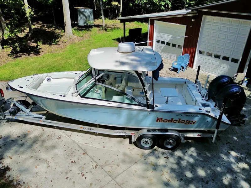 Slide: The Image of Cobia 280 DC 2022 - 5822000