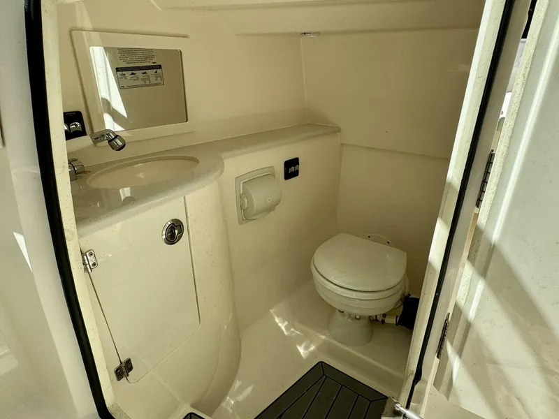 Slide: The Image of Cobia 280 DC 2022 - 5822054