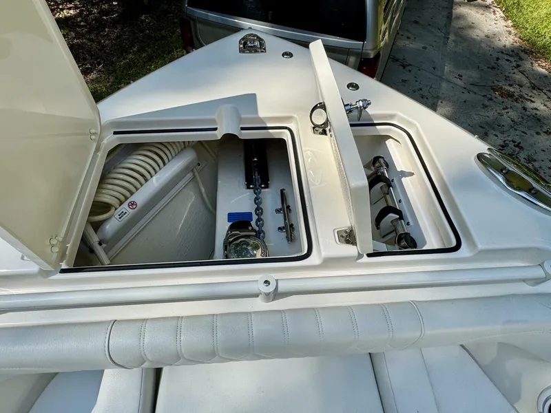 Slide: The Image of Cobia 280 DC 2022 - 5822089