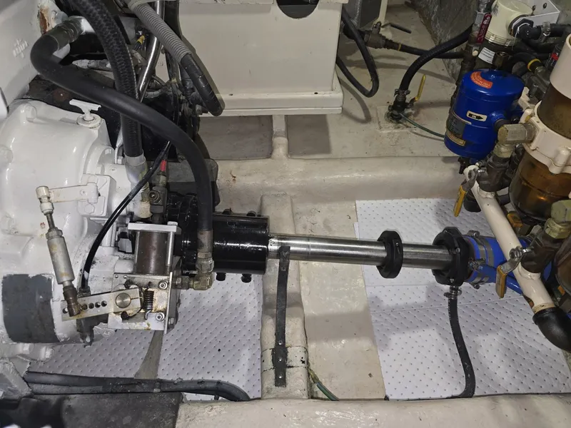 Slide: The Image of Offshore 48 Sedan 1989 - 6044923