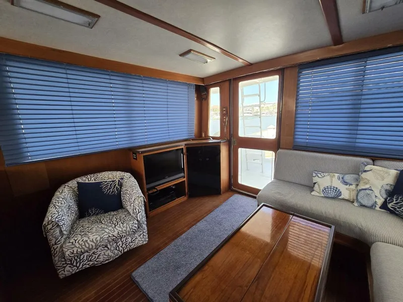 Slide: The Image of Offshore Yachts 48 Sedan 1989 - 5821600