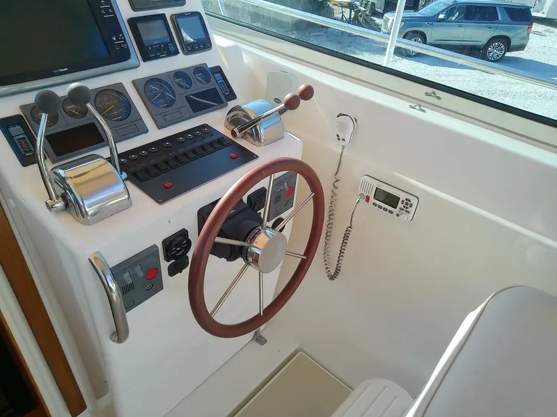 Slide: The Image of Sabre 36 Express 2002 - 5835248